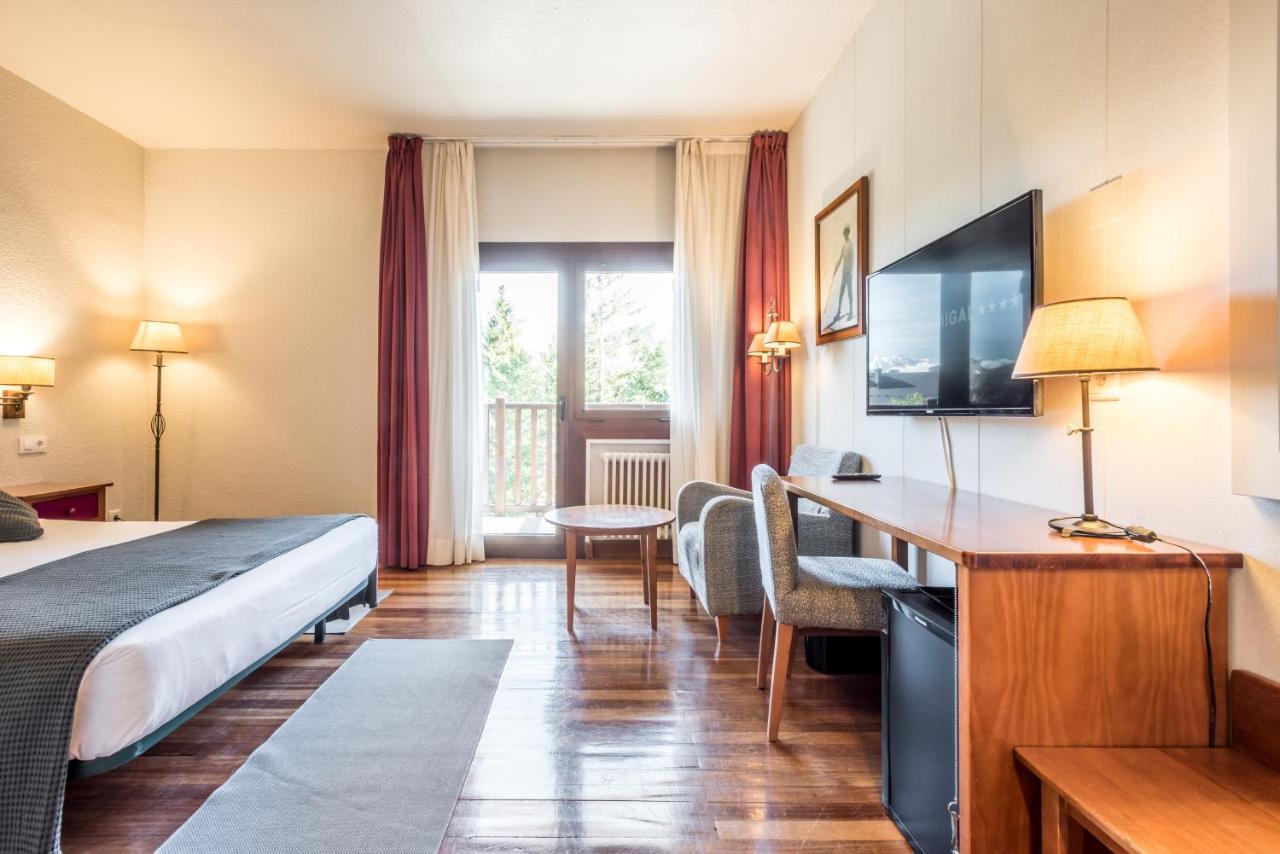 Snoe Hotel Formigal Zewnętrze zdjęcie