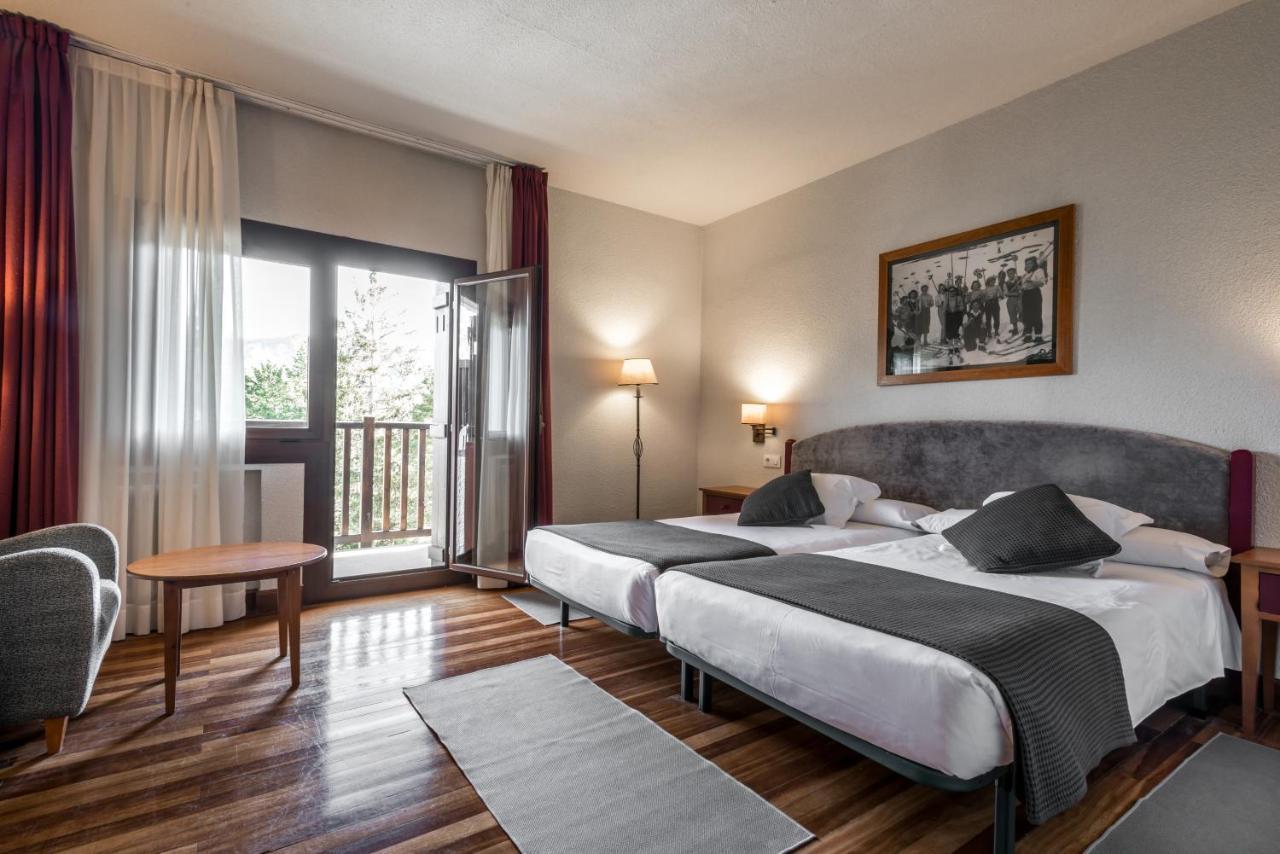 Snoe Hotel Formigal Zewnętrze zdjęcie