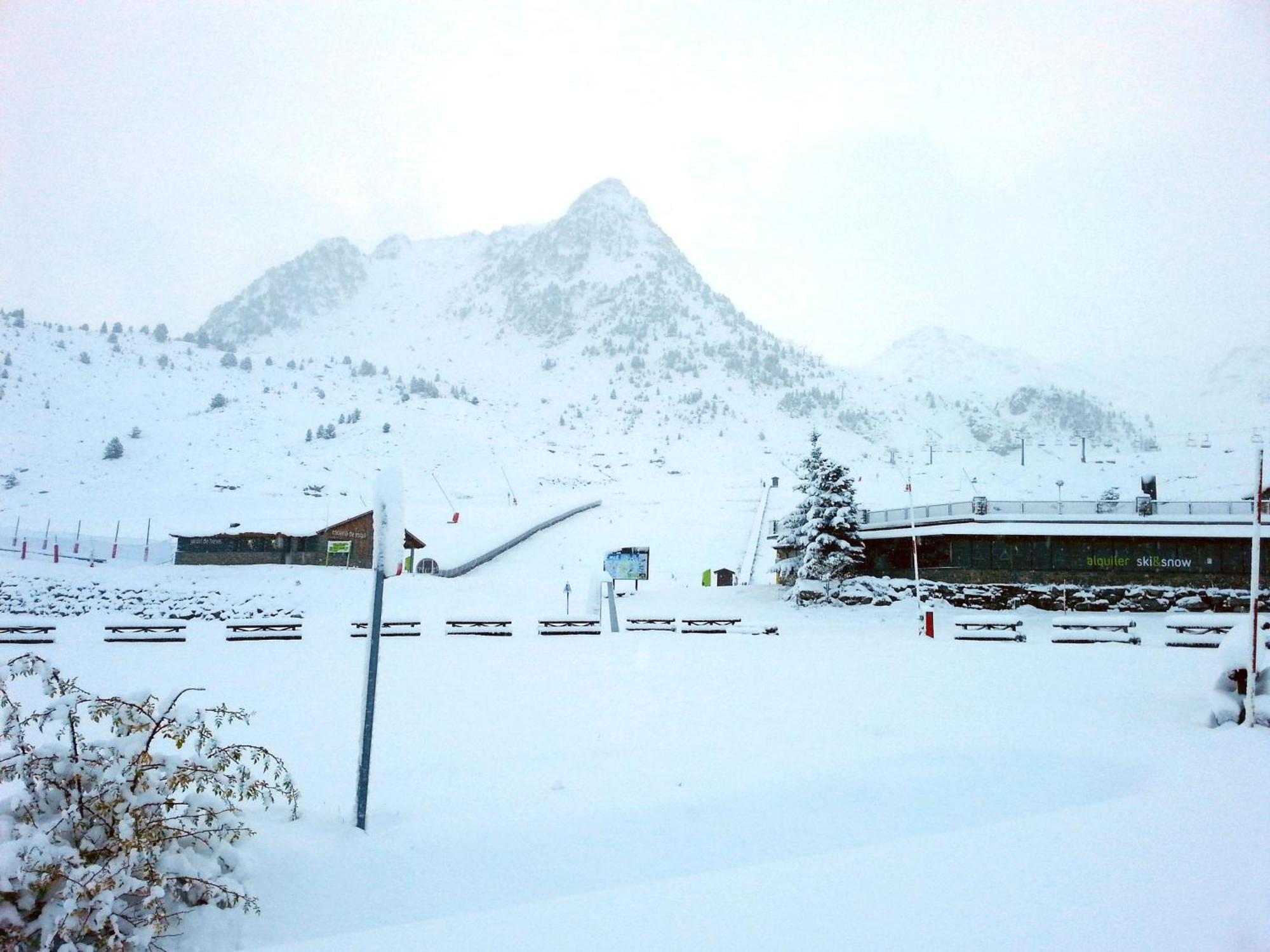 Snoe Hotel Formigal Zewnętrze zdjęcie